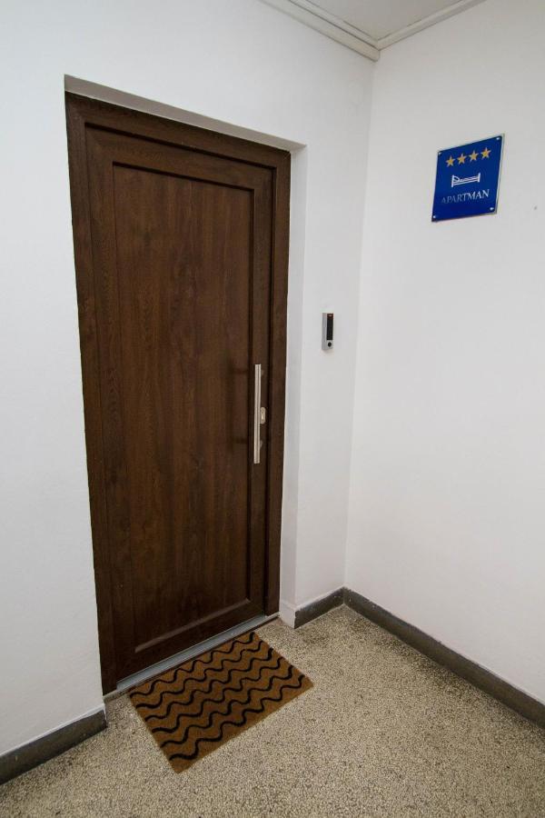 Apartment Ig4U, City Center ビェロヴァル エクステリア 写真