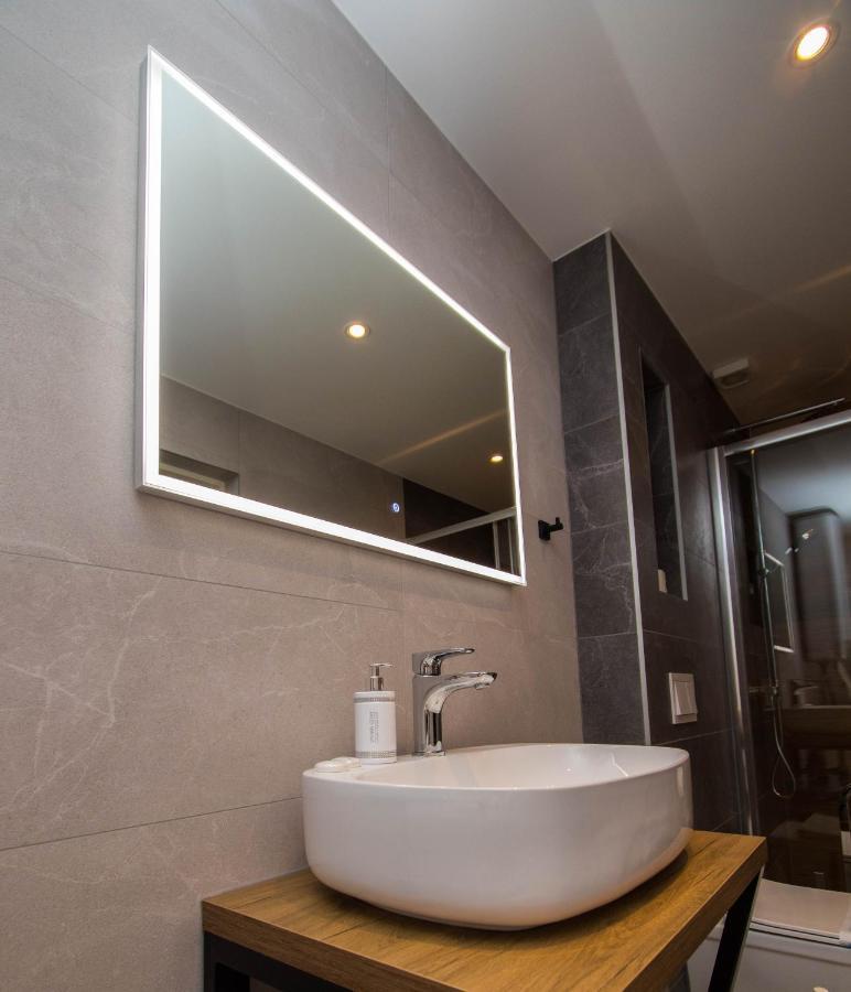 Apartment Ig4U, City Center ビェロヴァル エクステリア 写真